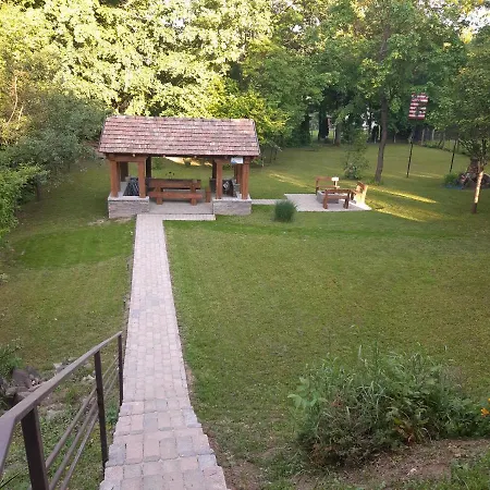Börzsöny Apartman Nagymaros
